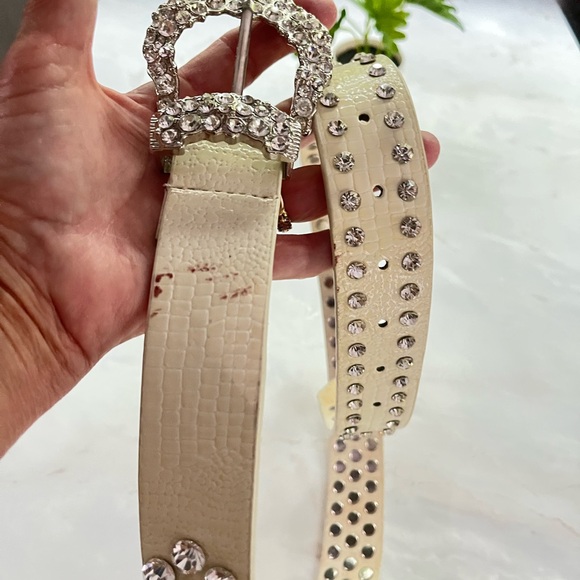 Cream Rhinestone Belt - Picture 8 of 9